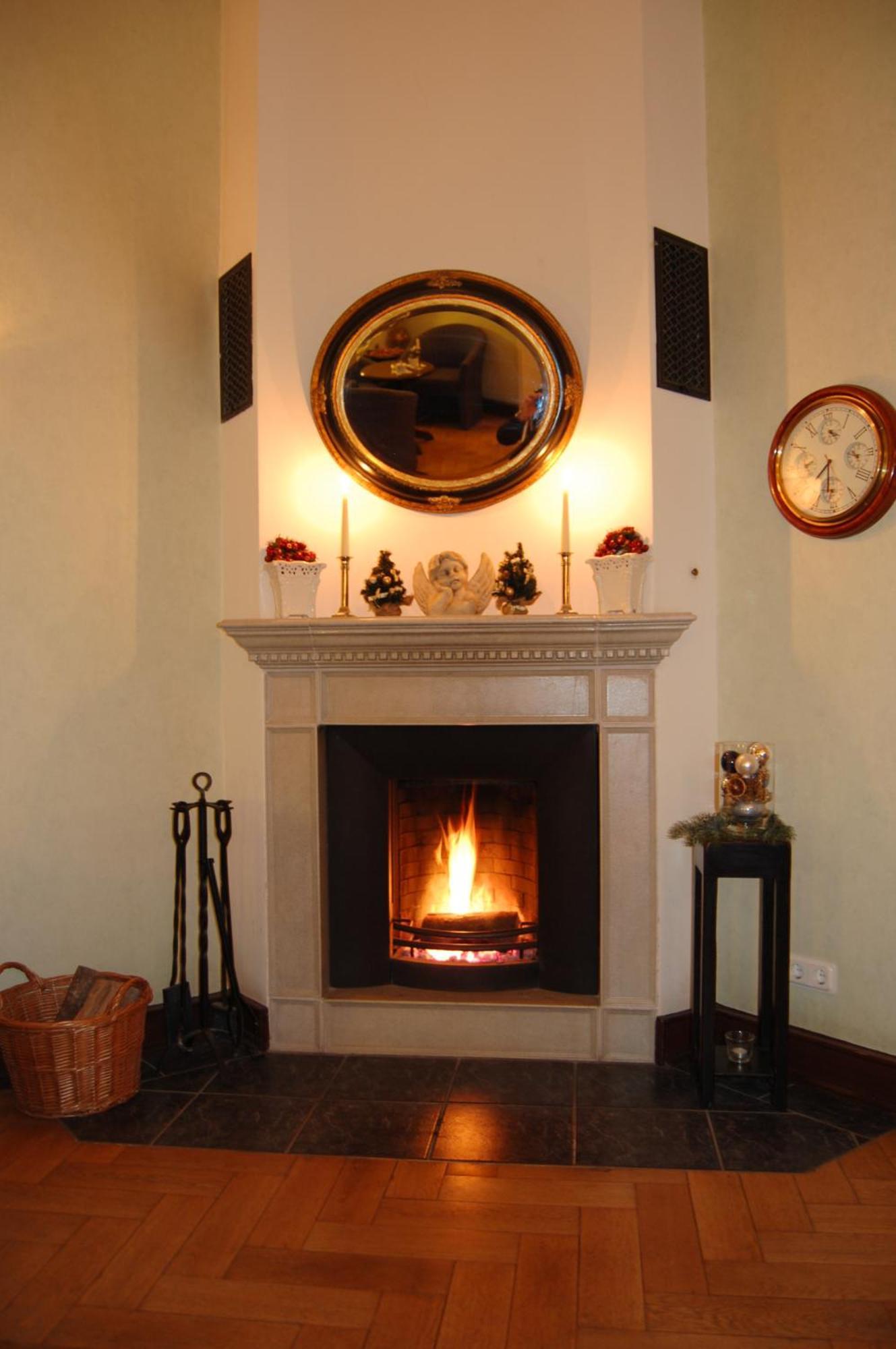 בולטנהאגן Gutshaus Redewisch Hotel & Restaurant מראה חיצוני תמונה