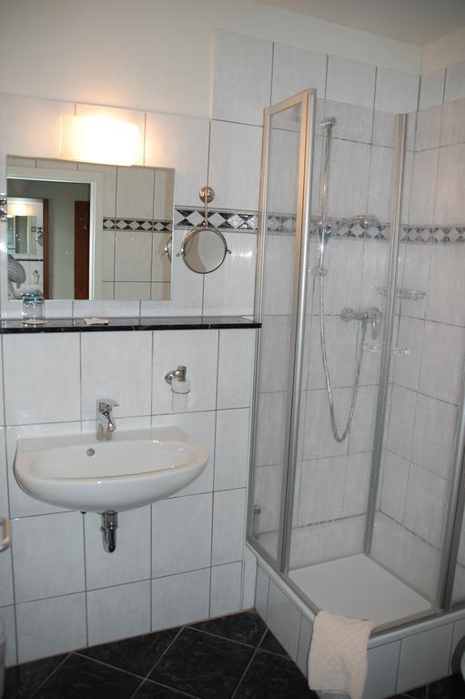 בולטנהאגן Gutshaus Redewisch Hotel & Restaurant מראה חיצוני תמונה