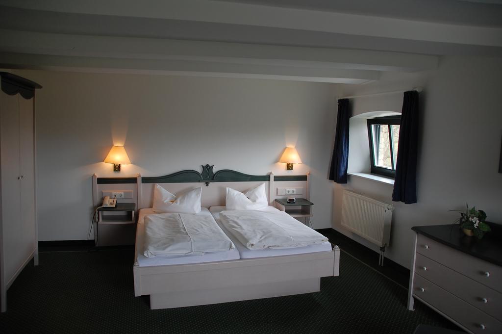 בולטנהאגן Gutshaus Redewisch Hotel & Restaurant מראה חיצוני תמונה