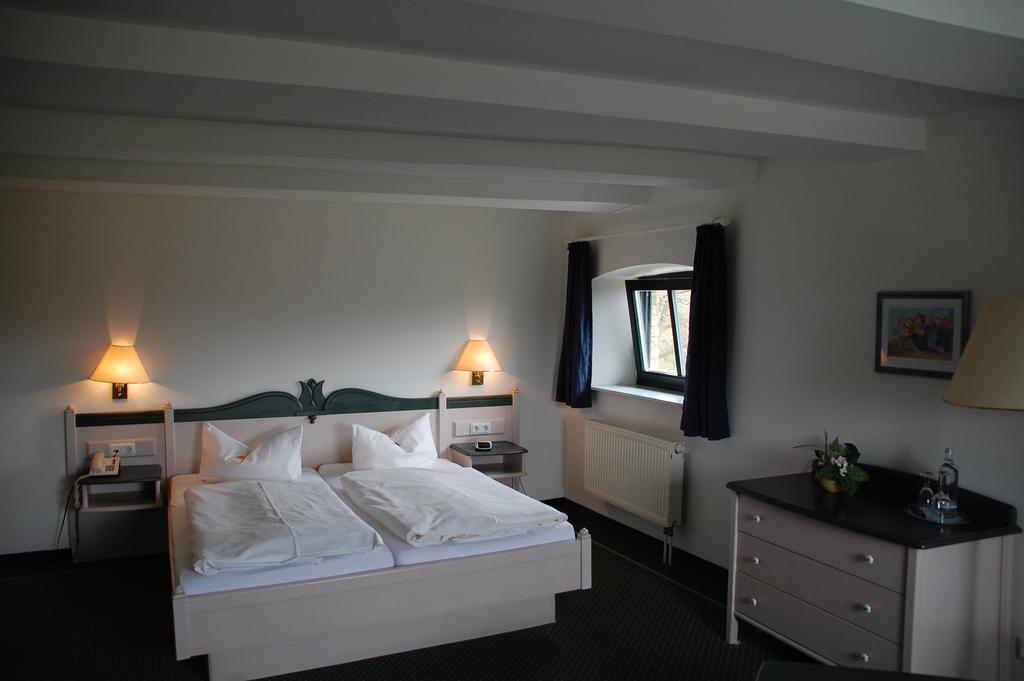 בולטנהאגן Gutshaus Redewisch Hotel & Restaurant מראה חיצוני תמונה
